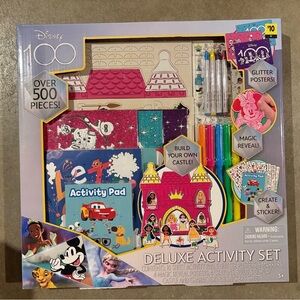 Disney Deluxe Activity Set